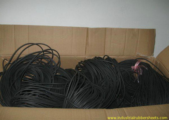 Customizable FKM Fluorubber Cord with 230°C Postcure 9Mpa Tensile Strength and 70 Shore A Hardness for Industrial Seals