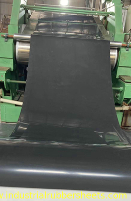 hoja de goma de alta temperatura de la anchura del 1m-2m retardante de llama para aplicaciones industriales
