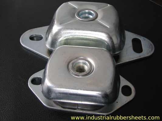 Montaje amortiguador de goma de alta resistencia con superficie lisa y metal galvanizado para amortiguación de vibraciones marinas
