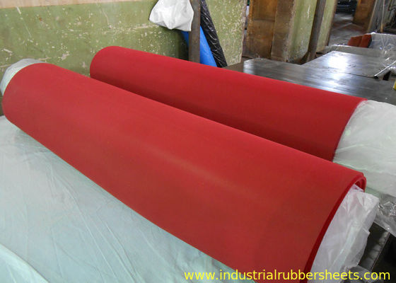 Food Grade Gum Rubber Sheet with 35-60 Shore A Hardness and 15-24Mpa Tensile Strength for Industrial Use